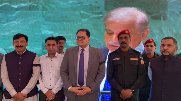 کچہری چوک میں 'کشمیر بلیک ڈے' پر یکجہتی ریلی: ڈپٹی کمشنر اویس مشتاق اور شہریوں کا مقبوضہ وادی سے اظہارِ یکجہتی
