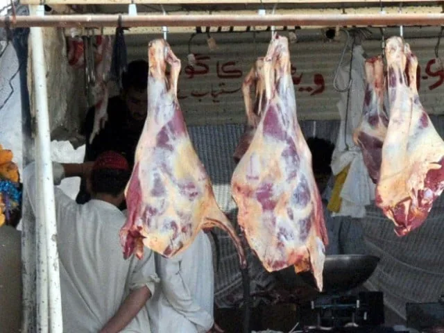 پسرور میں مضر صحت گوشت کی فروخت عروج پر۔ انتظامیہ حسب معمول غائب