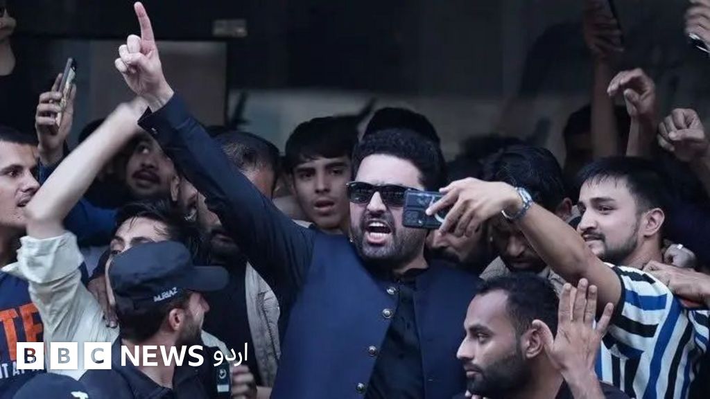 خیبر پختونخوا کے ’غیرفعال‘ وزیر اعلیٰ سہیل آفریدی کہاں ہیں اور ’شاہی مہمان خانہ‘ کیا ہے؟
