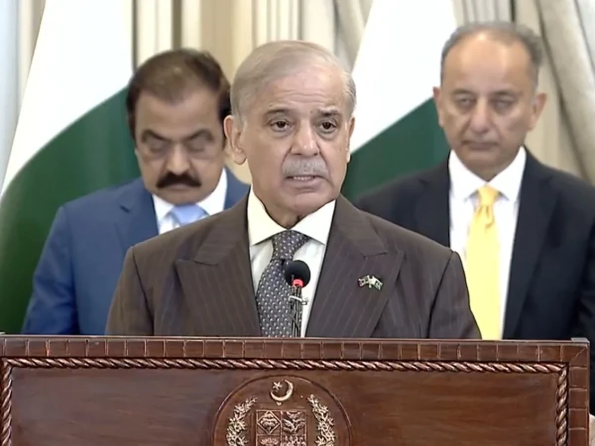وزیراعظم کا مالدیپ کیلئے براہ راست پروازوں، وزرا اور تاجروں کا وفد بھیجنے کا اعلان
