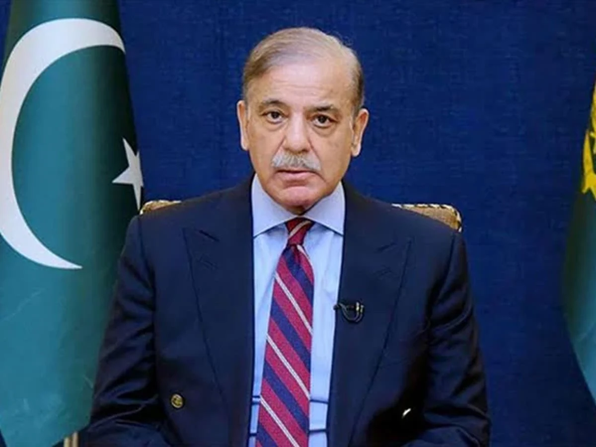پیٹرولیم مصنوعات کی قیمتوں میں اضافے سے عوام پر پڑنے والے بوجھ کا احساس ہے، وزیراعظم